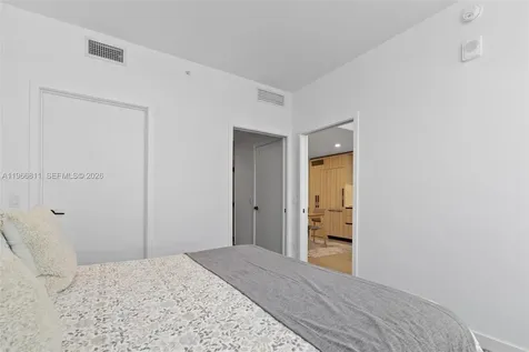 225 N Miami Avenue Miami FL 33128