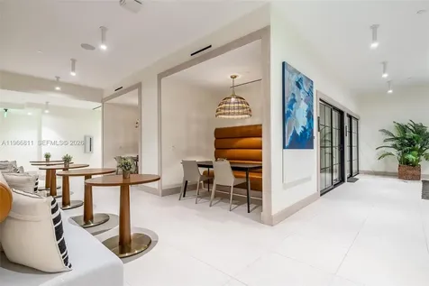 225 N Miami Avenue Miami FL 33128