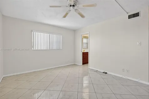 421 NE 14th Avenue Hallandale Beach FL 33009