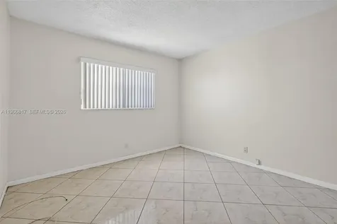 421 NE 14th Avenue Hallandale Beach FL 33009