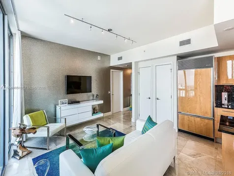 6899 Collins Avenue Miami Beach FL 33141