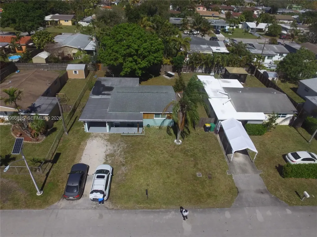 2765 SW 47th Street Fort Lauderdale FL 33312