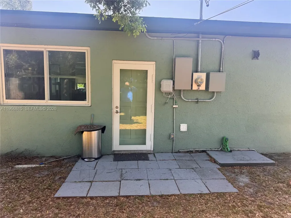 2765 SW 47th Street Fort Lauderdale FL 33312