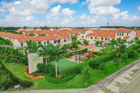 20945 NW 1st Drive Pembroke Pines FL 33029