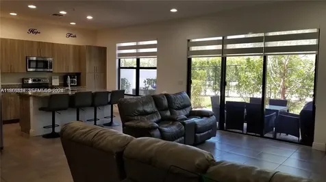20945 NW 1st Drive Pembroke Pines FL 33029