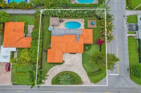 1201 Washington Street Hollywood FL 33019