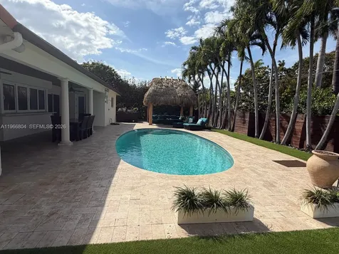 1201 Washington Street Hollywood FL 33019