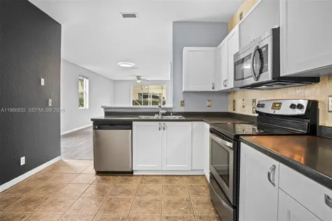 2167 Hacienda Terrace Weston FL 33327