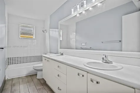2167 Hacienda Terrace Weston FL 33327