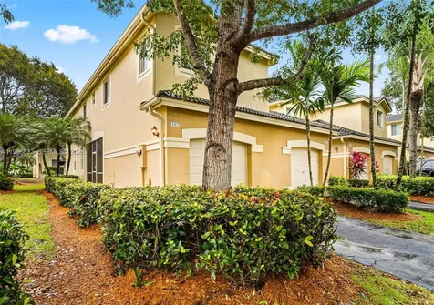 2167 Hacienda Terrace Weston FL 33327