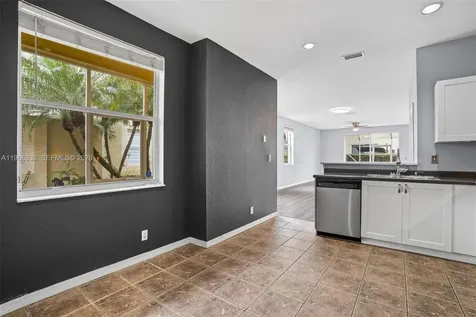 2167 Hacienda Terrace Weston FL 33327