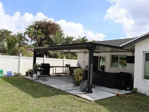 5505 SW 9th Street Margate FL 33068