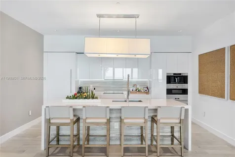 102 24th Street Miami Beach FL 33139