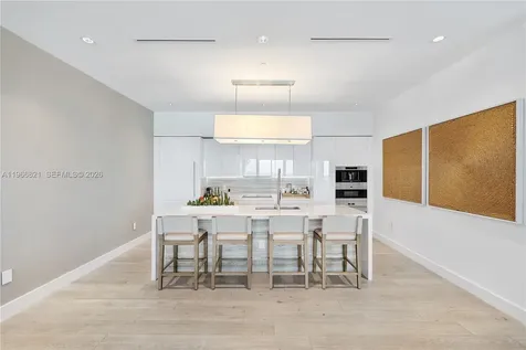 102 24th Street Miami Beach FL 33139