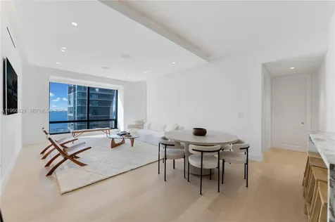 1425 Brickell Avenue Miami FL 33131