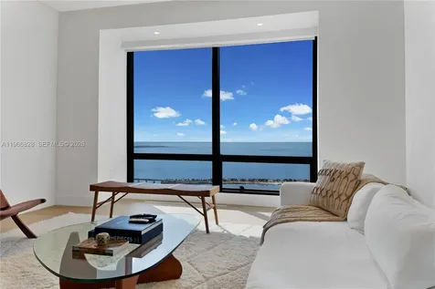 1425 Brickell Avenue Miami FL 33131