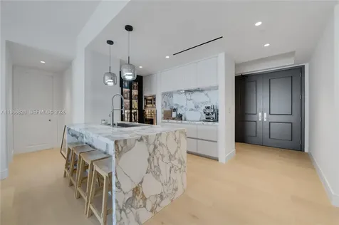 1425 Brickell Avenue Miami FL 33131