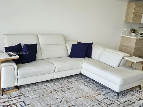 16385 Biscayne Boulevard North Miami Beach FL 33160