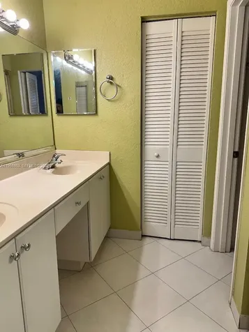 7205 W 3rd Avenue Hialeah FL 33014