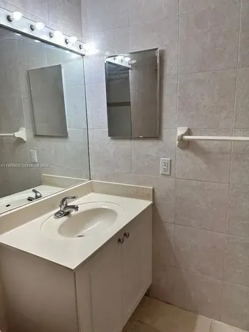 7205 W 3rd Avenue Hialeah FL 33014