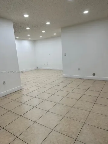7205 W 3rd Avenue Hialeah FL 33014