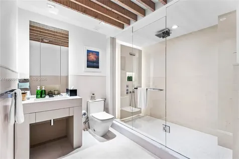 102 24th Street Miami Beach FL 33139