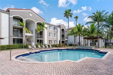 6851 SW 44th Street Miami FL 33155
