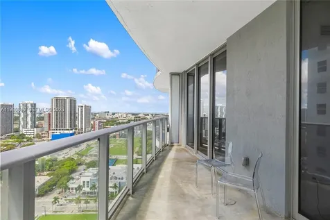 488 NE 18th Street Miami FL 33132