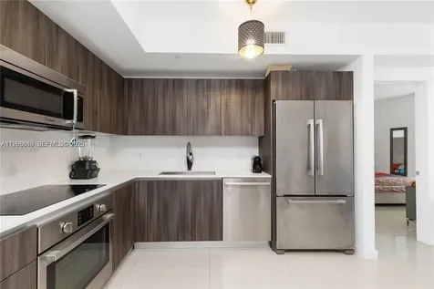 488 NE 18th Street Miami FL 33132