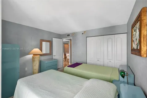 5757 Collins Avenue Miami Beach FL 33140
