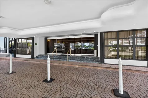 5757 Collins Avenue Miami Beach FL 33140