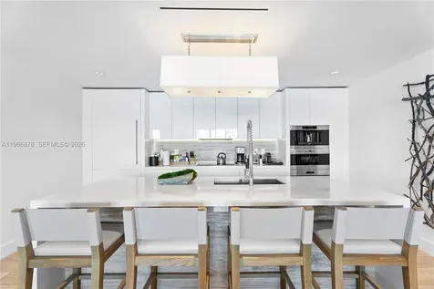 102 24th Street Miami Beach FL 33139