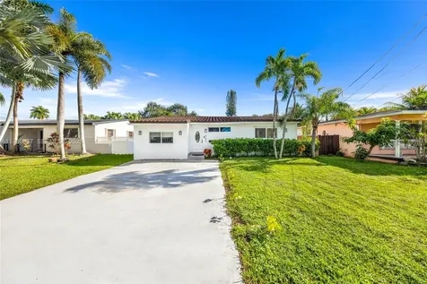 907 N Park Road Hollywood FL 33021