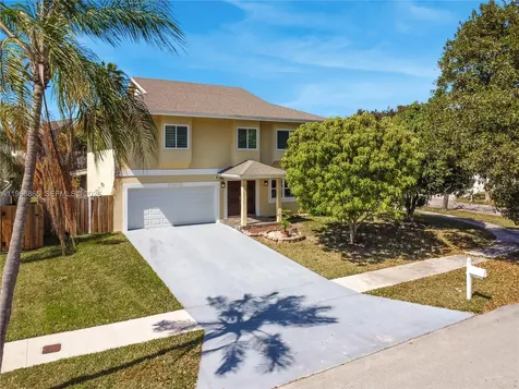 21800 SW 97th Court Cutler Bay FL 33190