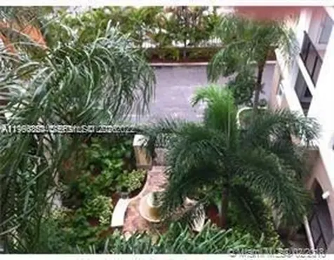 17125 N Bay Road Sunny Isles Beach FL 33160