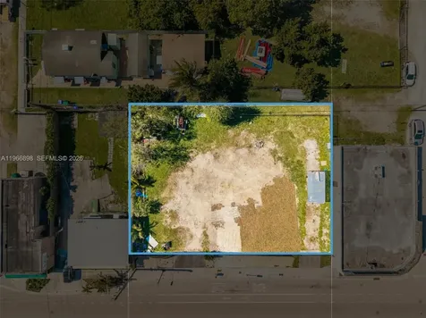 7618 NE 2nd Avenue Miami FL 33138