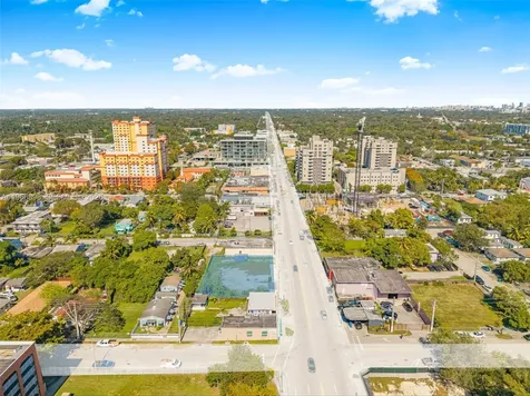 7618 NE 2nd Avenue Miami FL 33138