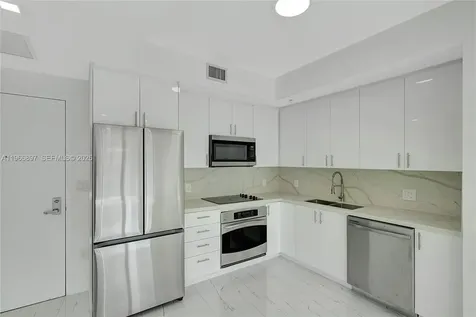 90 SW 3rd Street Miami FL 33130