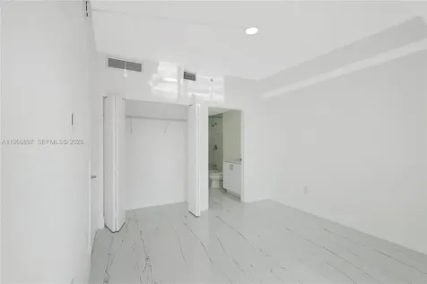 90 SW 3rd Street Miami FL 33130
