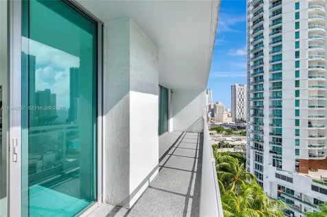 90 SW 3rd Street Miami FL 33130