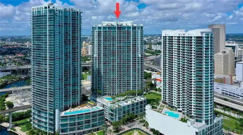 90 SW 3rd Street Miami FL 33130