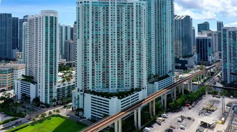 90 SW 3rd Street Miami FL 33130