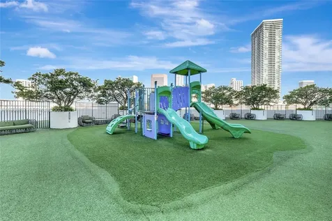 90 SW 3rd Street Miami FL 33130