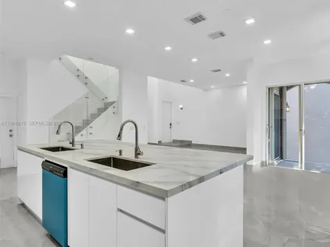 3830 SW 48th Court Hollywood FL 33312