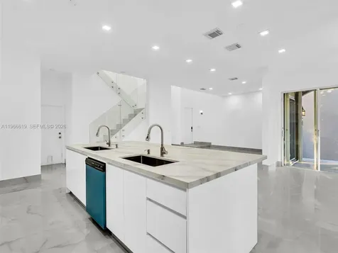 3830 SW 48th Court Hollywood FL 33312