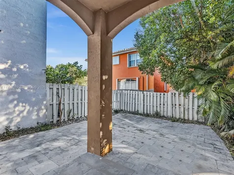 3830 SW 48th Court Hollywood FL 33312