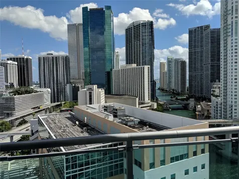 350 S Miami Avenue Miami FL 33130
