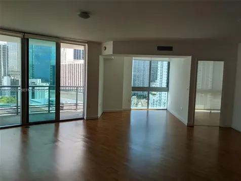 350 S Miami Avenue Miami FL 33130