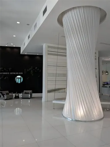 350 S Miami Avenue Miami FL 33130