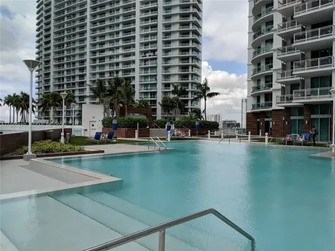 350 S Miami Avenue Miami FL 33130
